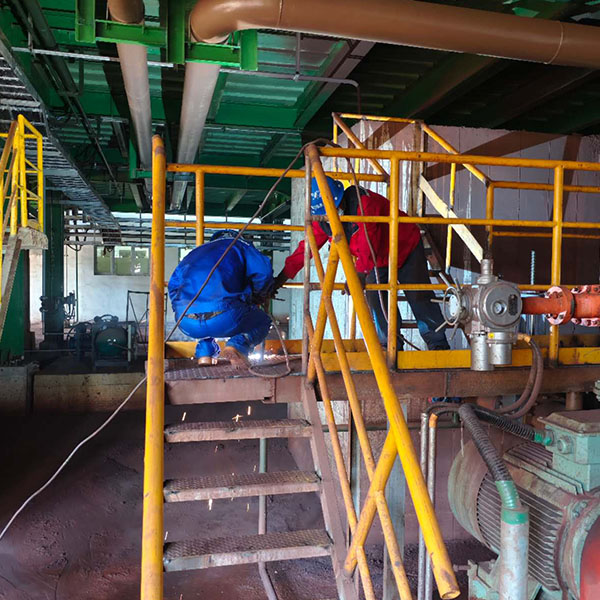 玻利維亞穆通鋼廠維保項目-選礦區(qū)渣漿泵平臺板更換和梯子踏步加寬